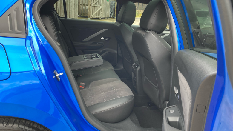 Vauxhall Astra 1.2 Turbo 130 Ultimate 5dr Petrol Hatchback